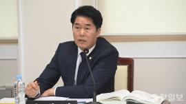 김기흥 의원, 장애물 없는 생활환경 인증 지연 문제 심각성 지적 대문사진, 이미지 설명: 김기흥 의원, 장애물 없는 생활환경 인증 지연 문제 심각성 지적 사진